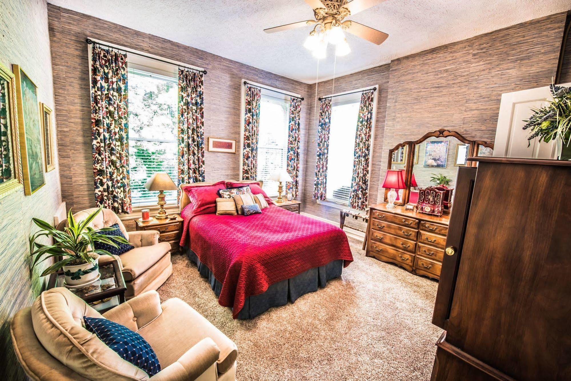 Inn At St James Court Louisville Ngoại thất bức ảnh