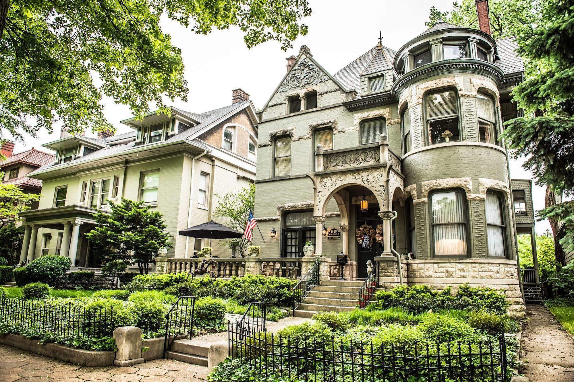 Inn At St James Court Louisville Ngoại thất bức ảnh